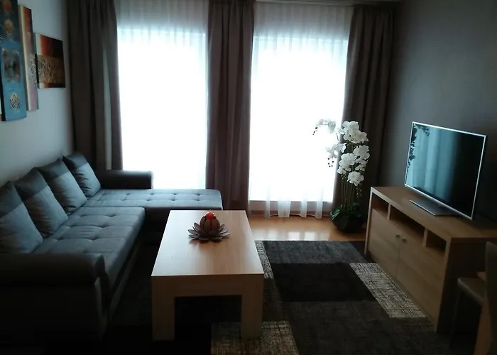Ksenija Appartement *